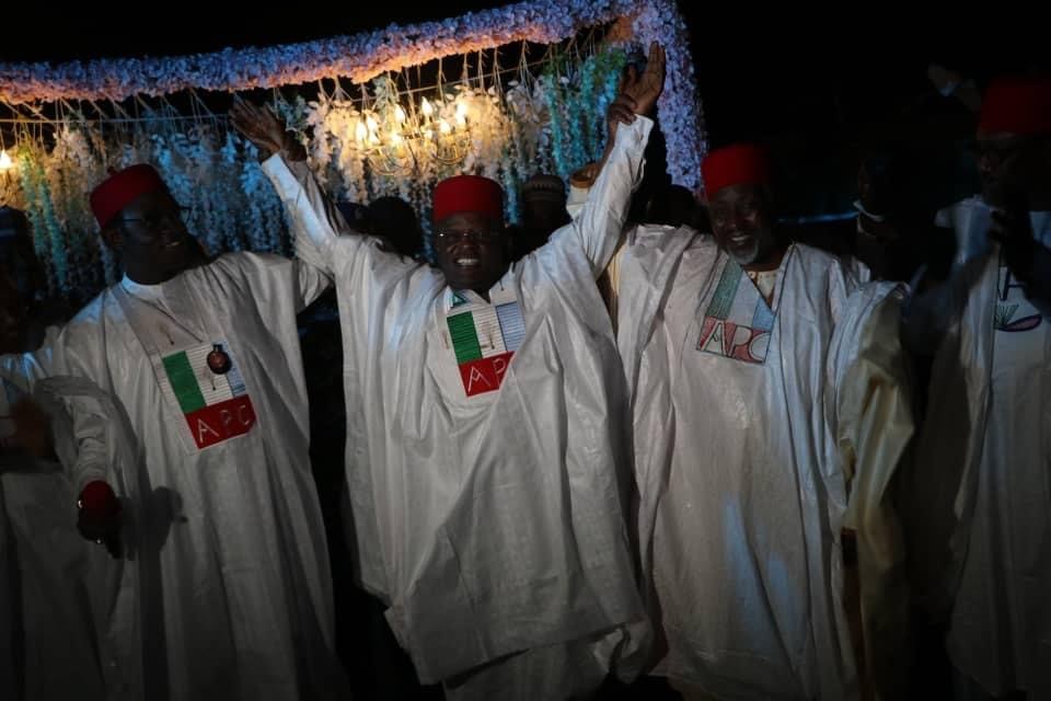 PHOTO NEWS: Umahi decorated with APC regalia as means of identification