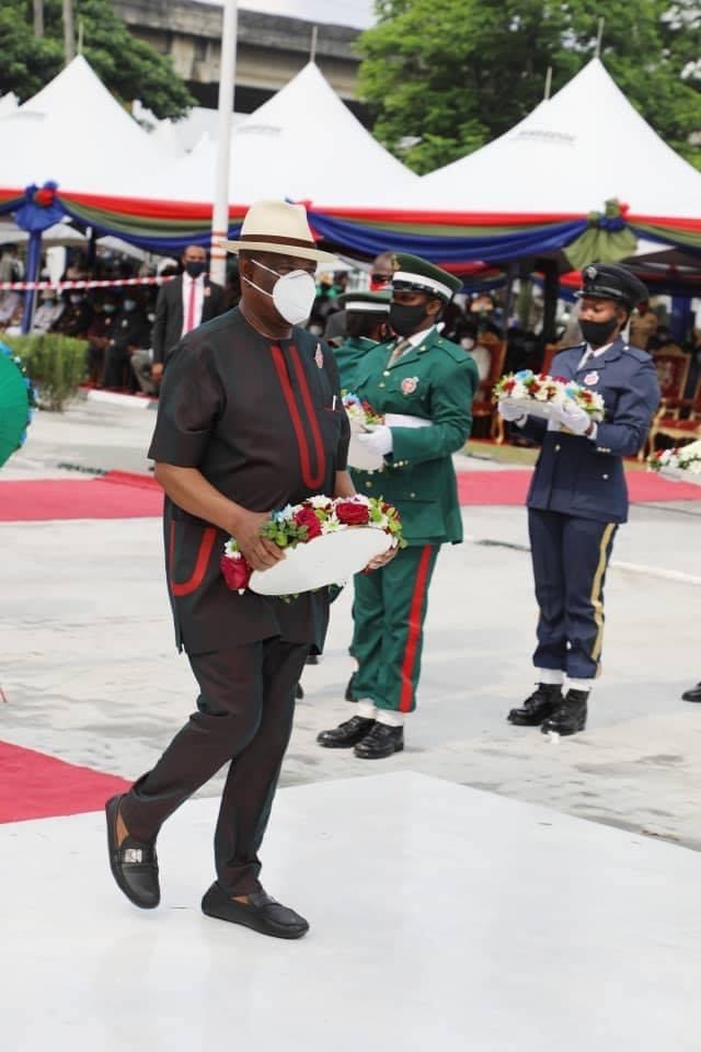 ARMED FORCES REMEMBRANCE DAY: Wike Urges Buhari to Change Service Chiefs