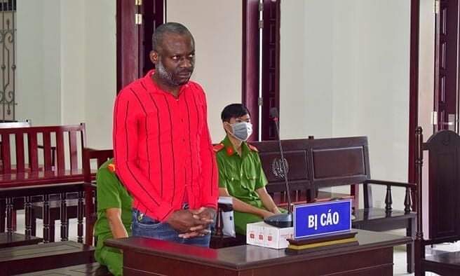 SAD END!!! Nigerian big boy sentenced to death for trafficking 4kg of meth in Vietnam