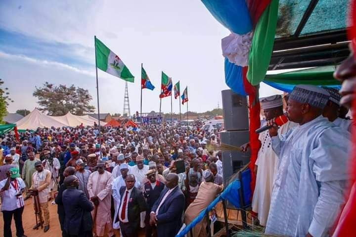 APC Collapses In Anambra As Leading Governorship Aspirant Decamps To Another Party