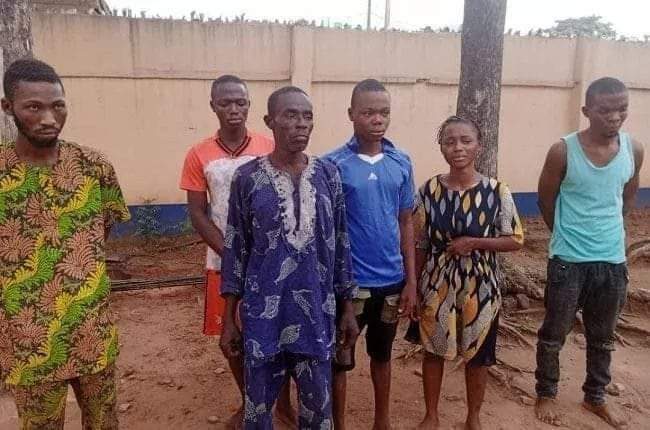 PLEASE BE CAREFUL!!! Notorious Family Of 7 Who Specializes In Kidnapping Victims for Ransom Arrested in Ogun 😢😢😢