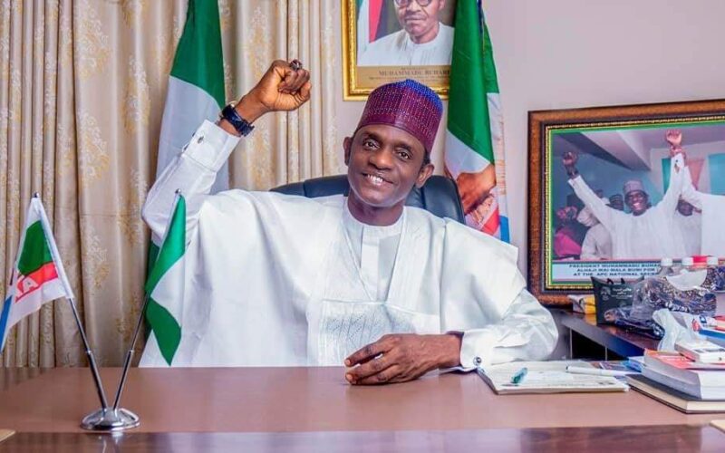 WOW!!! Gov. Buni of Yobe state donates N50m to Potiskum mosques project