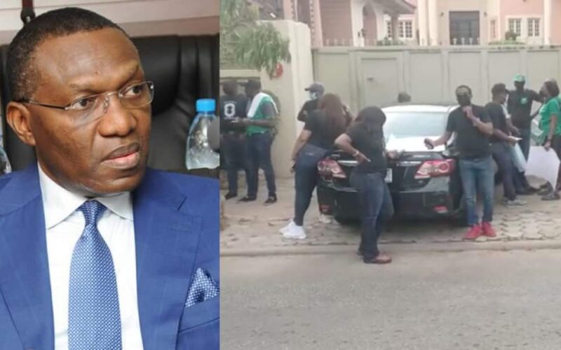 Ahead Of Governorship Election, Heritage Bank Workers Storm Senator Andy Uba’s House In Abuja, Ask Him To Pay Up His Debt (VIDEO)