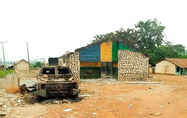 Unknown gunmen attack police station in Anambra