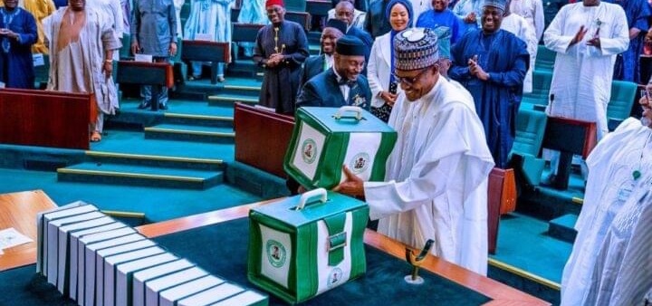 BREAKING: Buhari arrives NASS for 2022 budget