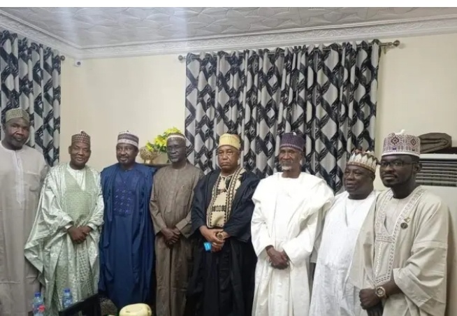 Kano 2023: Former Governor, Senators, 4 Reps move to take over APC from Ganduje