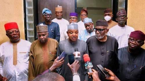 APC Governors In Free-For-All Fight As Bello, Sule Exchange Words