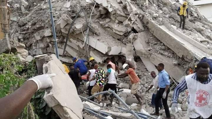 JUST IN: Residents Complain Of Odour And Rat Infestation At Site Of 21-Storey Building Collapse In Ikoyi