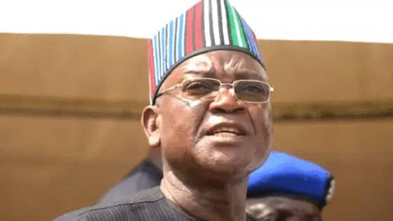 Security operatives stop Ortom from receiving Osibanjo in Benue