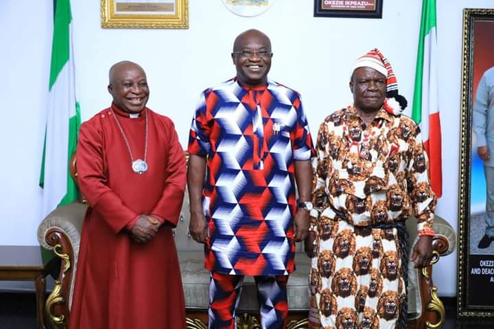 Hope Waddell: “Don’t make the mistake of comparing a university with a cassava farm”, Ikpeazu tells Okagwe Ohafia Community