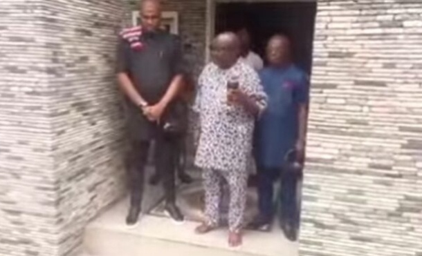 2023: “May God Forbid An Ngwa Man To Succeed Ikpeazu” – Ex- Abia Commissioner Vows (Watch Video)