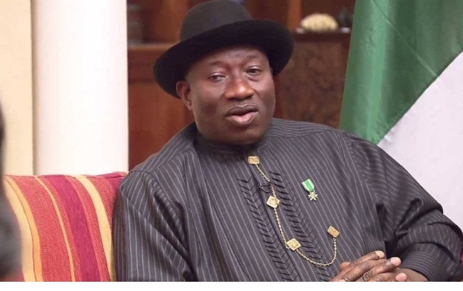BREAKING: Goodluck Jonathan escapes death, 2 aides die in auto crash