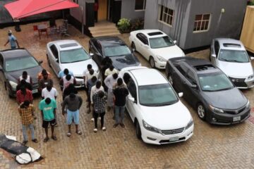 EFCC arrests 23 suspected internet fraudsters in Ibadan, recovers exotic cars, others