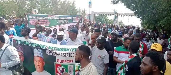 One million man March: Massive crowd as Peter Obi supporters shut Lafia (Photos)