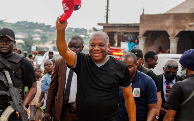 Ohafia-Born Bussness Woman Donates One Million Naira Cash To Support Sen. Kalu’s Ward-To-Ward Tour