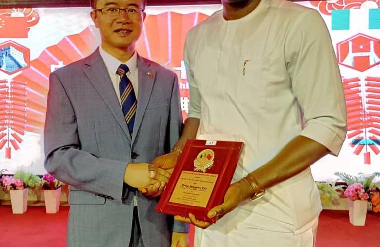 Orji Kalu’s aide, Peter Eze wins 2022 China-Nigeria Friendship Award, receives medal, cash prize