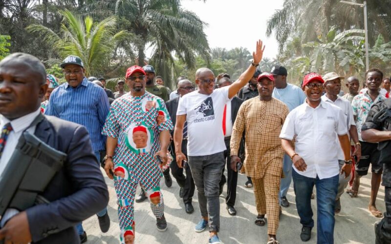 Abia North: Sen Orji Kalu Inspects Ugwa Agbai-Ezi Alayi Road, Ezeukwu Bridge [PHOTOS]