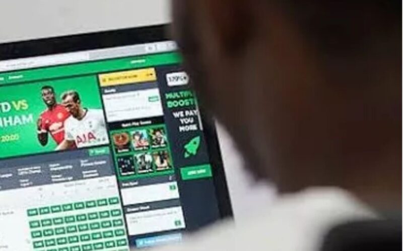 Porn, Sportybet, Bet9Ja, Livescore Recorded 163 Million Nigerian Visitors In June – StatiSense