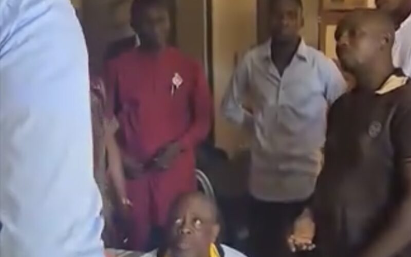 WATCH VIDEO: Ebonyi Governor Nwifuru Orders Arrest Of Officials Caught Red-Handed Stealing, Selling Health Ministry Materials