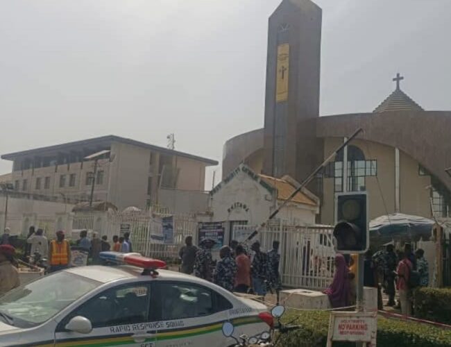 BREAKING: 10 Dead, Many Injured In Abuja Church Palliative Stampede