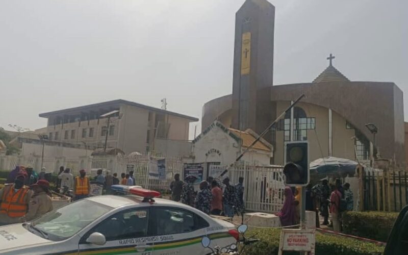 BREAKING: 10 Dead, Many Injured In Abuja Church Palliative Stampede