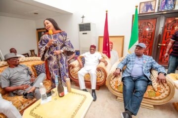 ABIA: Senator Orji Kalu Hosts Former Political Appointees from 1999 to 2007 (Photos)