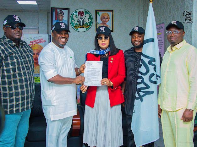 21bbafbe 4dd6 4a1f bc37 ec2852912501